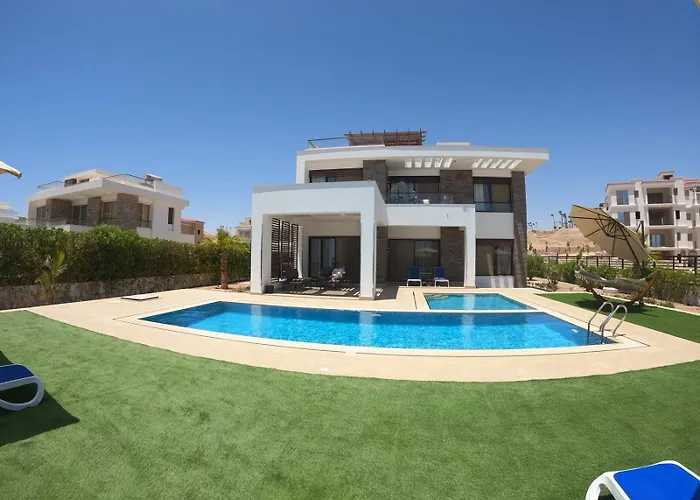 Palmen Villa