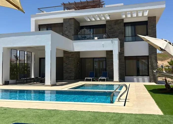 Palmen Villa